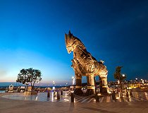 Troy In the Footsteps of Legends